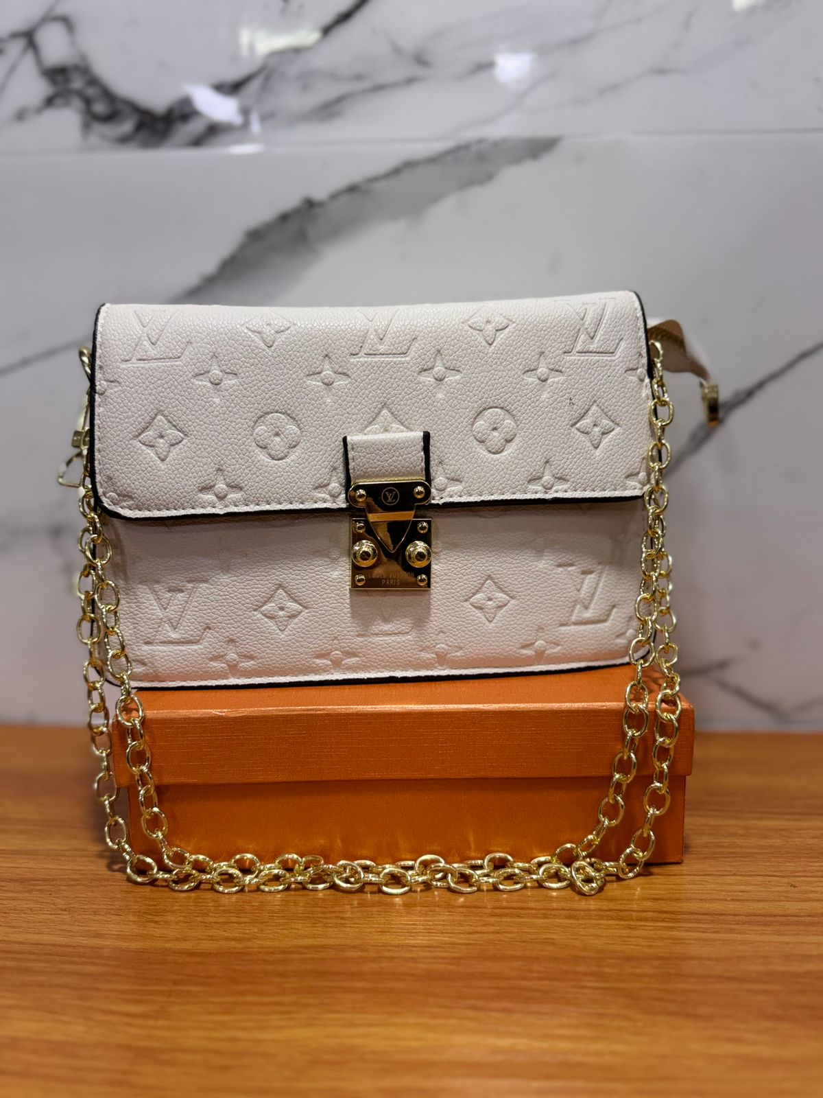 Bolso Tipo Cartera de Cadena Louis Vuitton 1:1