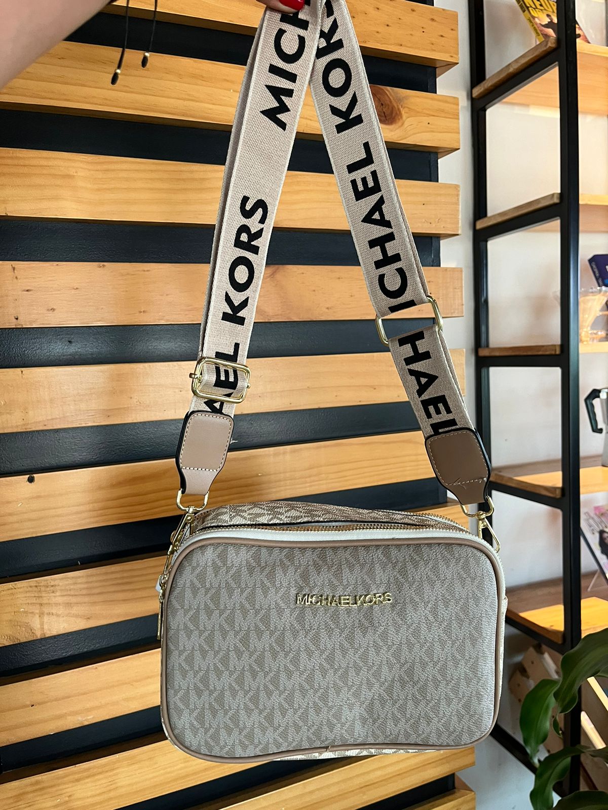 Manos libres Michael Kors