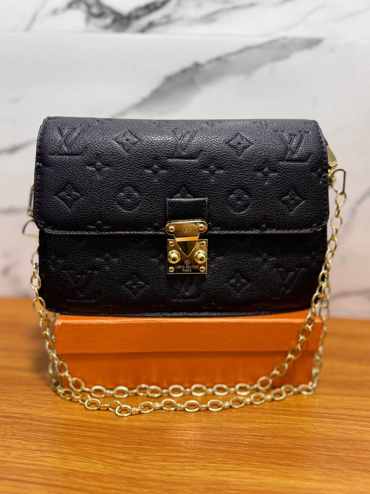 Bolso Tipo Cartera de Cadena Louis Vuitton 1:1