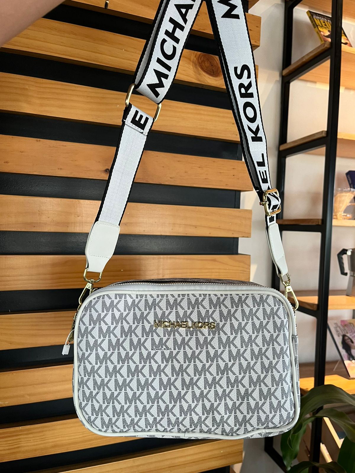 Manos libres Michael Kors