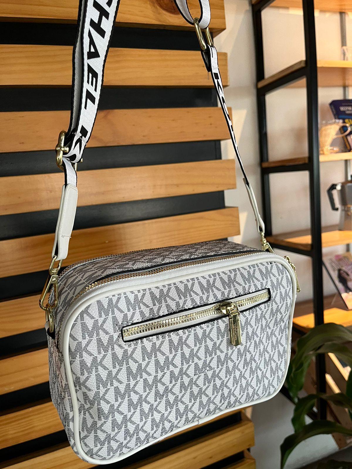 Manos libres Michael Kors