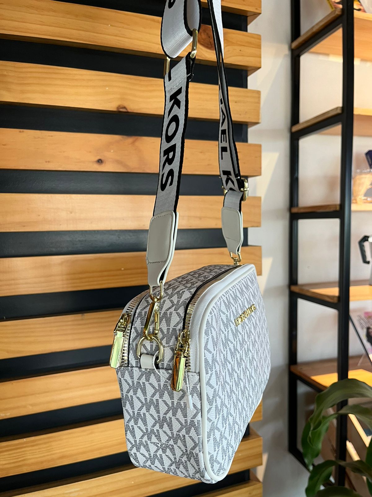 Manos libres Michael Kors