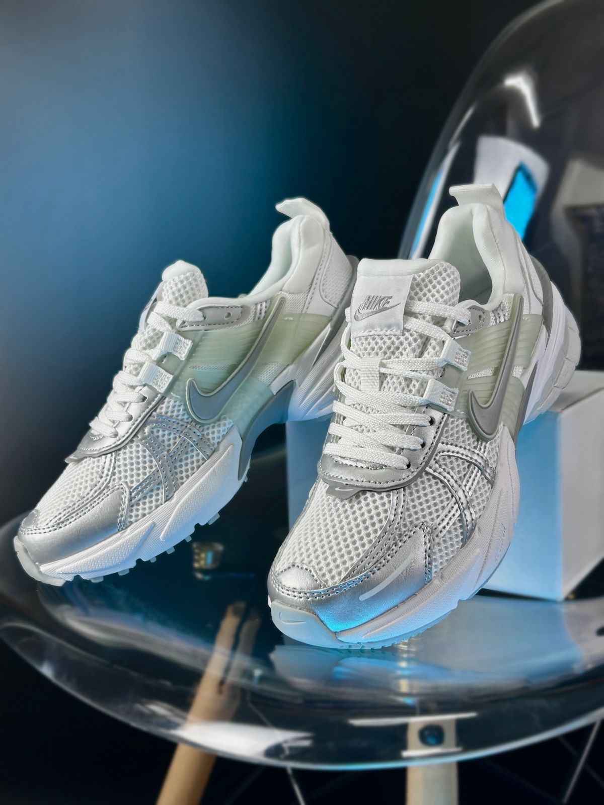 Nike V2K Run 1:1