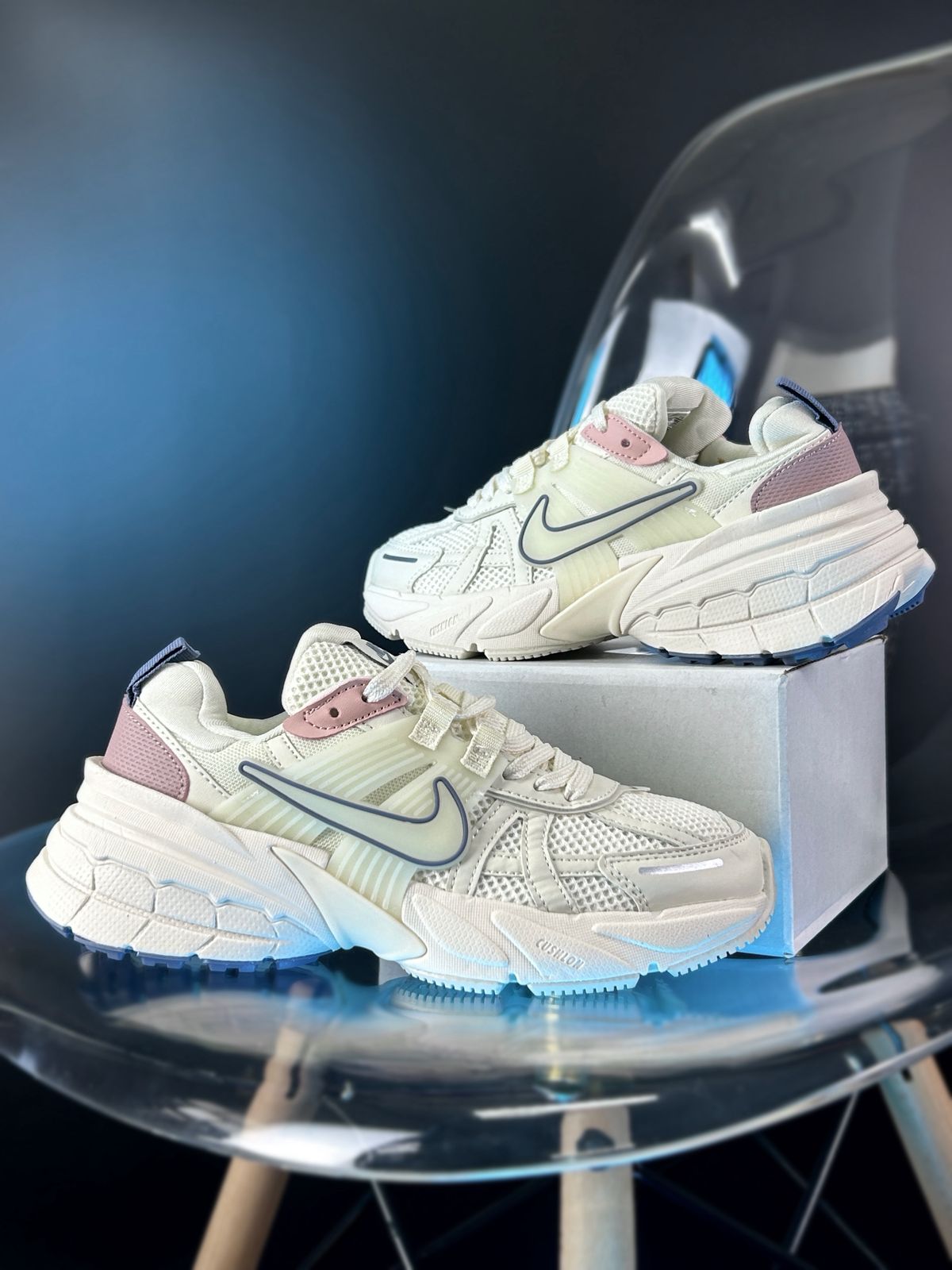 Nike V2K Run 1:1