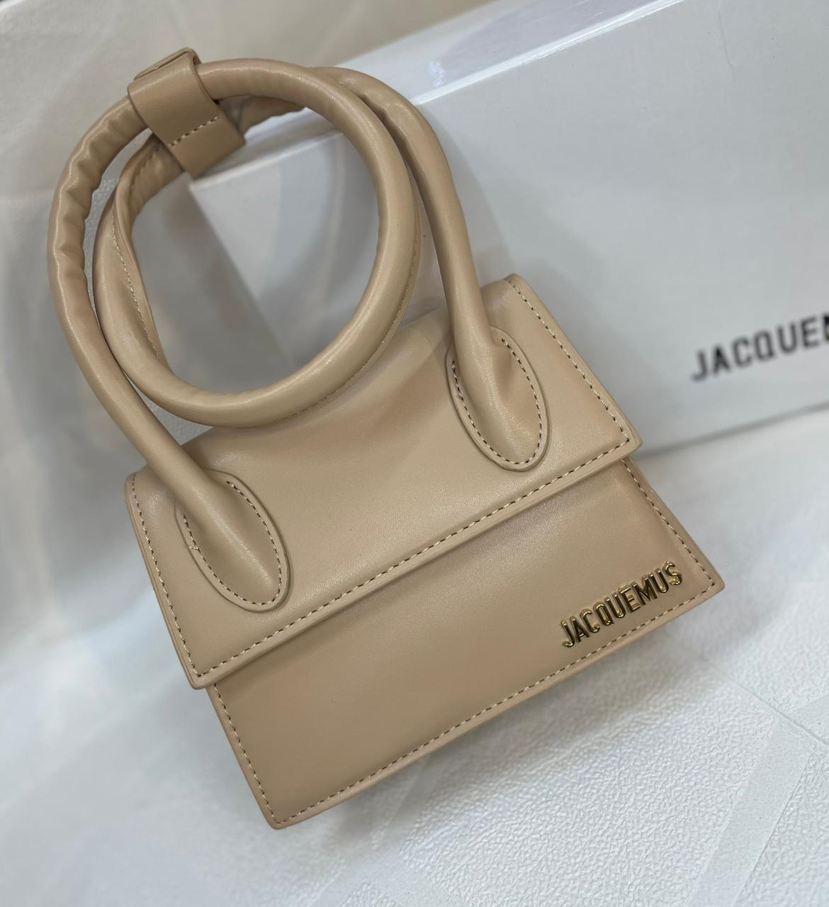 Jacquemus tote Le Chiquito Moyen